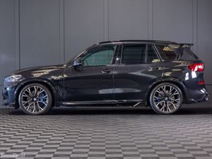 222 BMW X5 X-Drive 45e M-Sport - Image 3