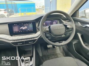 Skoda Octavia Selection + 1.5TSi mHEV 115HP DSG - - Image 2