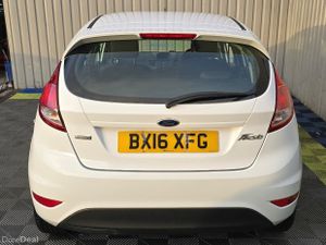 2016 Ford Fiesta 1.0 Petrol ZETEC - Image 4