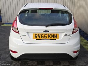 2015 Ford Fiesta 1.0 Petrol Zetec - Image 4