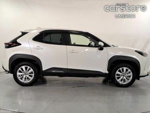 Toyota Yaris Cross 1.5 HYBRID - Image 2