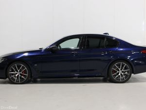 BMW 5-Series 2020 530E MSPORT M5 interior - Image 4