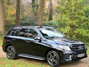 GLE 250 AMG NIGHT EDT 4-MATIC * LOW KMS * - Image 4