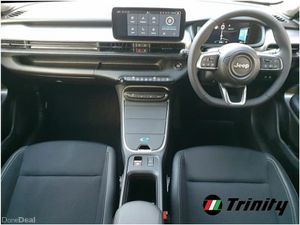 Jeep Avenger ** ALTITUDE 54KW 400KMS ** TRINITY MO - Image 2