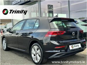 Volkswagen Golf ** GREAT SPEC ** STYLE ** 2.0 TDI - Image 3