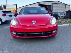 VOLKSWAGON BEETLE RED 2015 - Image 2