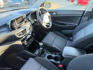 Hyundai Tucson COMFORT PLUS 1.6 2WD MANUAL - Image 3