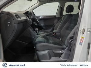 Volkswagen Tiguan Allspace ** 7 SEATER ** ELEGANCE - Image 4