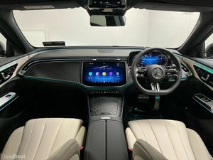 Mercedes-Benz E-Class 300de AMG - 19 Inch Alloys - - Image 4