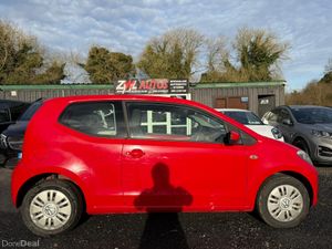 151 Volkswagen up! - Image 4