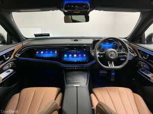 Mercedes-Benz E-Class 300de AMG - HUGE SPEC - 20 I - Image 4