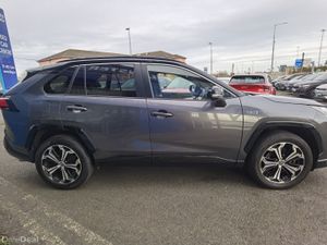 TOYOTA RAV4 2.5 DYNAMIC AUTOMATIC PHEV - Image 4