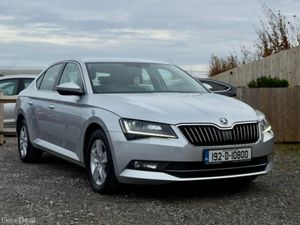 Skoda Superb AMB 2.0tdi 150HP 4DR - Image 4