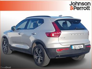 Volvo XC40 2.0 B3 163bhp MHEV Plus Dark (Heated Wi - Image 3