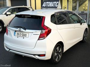 2019 Honda Fit 1.5 Petrol Hybrid,,Automatic, - Image 4