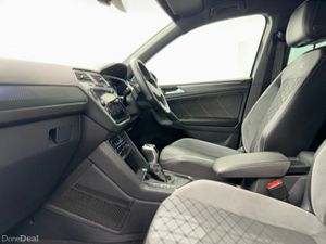 Volkswagen Tiguan 2.0TDI DSG R-LINE *TOP SPEC* €11 - Image 4