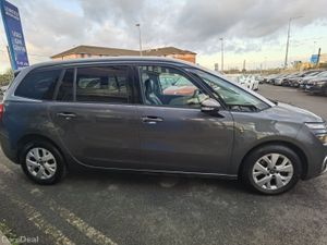 CITROEN GRAND C4 SPACETOURER **7 SEATER** - Image 4