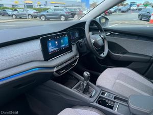 Skoda Octavia COMBI SELECTION PLUS 2.0TDI 115HP - Image 2