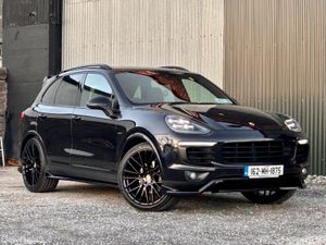 Porsche Cayenne 2016 Platinum Edition - Image 2