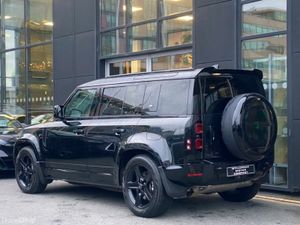 Land Rover Defender P400e X-Dynamic SE Auto (PHEV) - Image 4