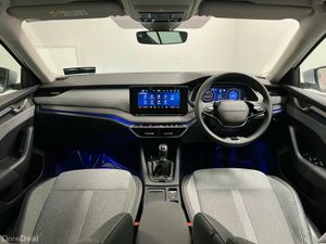 Skoda Octavia Selection 2.0TDI 115BHP - Reversing - Image 3