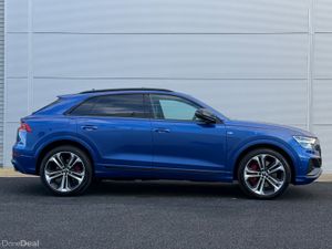 232 Audi Q8 60 TFSI e Competition - Image 4