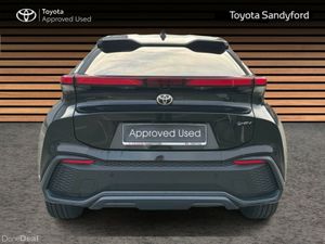 Toyota C-HR NEW MODEL HYBRID SPORT // HEATED SEATS - Image 4