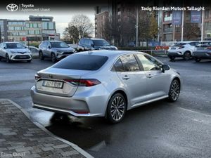 Toyota Corolla SALOON LUNA SPORT*** DEMO SALE *** - Image 2