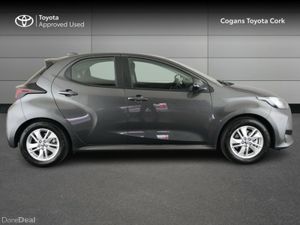 Toyota Yaris Hybrid Luna - Image 3