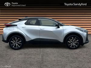 Toyota C-HR 2.0 SPORT + PHEV HYBRID // PANORAMIC R - Image 3
