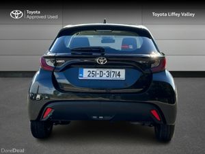 Toyota Yaris Yaris Hybrid 115 Luna - Image 4