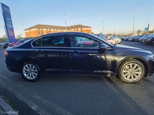 VOLKSWAGEN PASSAT 2.0TDI BUSINESS AUTOMATIC - Image 4