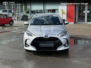 Toyota Yaris 1.5 HYBRID L/SPORT - Image 2