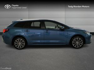 Toyota Corolla HYBRID SOL T/S - Image 3