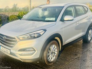 2017 HYUNDAI TUSCON EXECUTIVE - Image 3