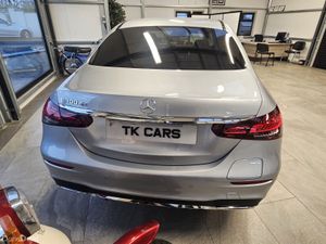 211 MERCEDES BENZ E-CLASS 300 de AMG LINE - Image 4