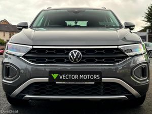Volkswagen T-Roc EDITION - Image 3