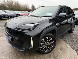 2025 Toyota Yaris Cross 1.5 LUNA AUTO - Image 2