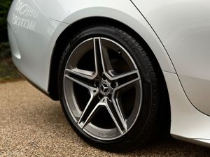 Mercedes-Benz CLS AMG 300D Low Km high spec - Image 4