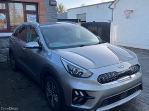 Kia Niro 2021 Auto plug in - Image 3