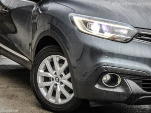 IMMACULATE 2017 RENAULT KADJAR DYNAMIC NAV - Image 4