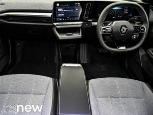Renault Megane E-Tech Techno EV60 220hp - Image 3