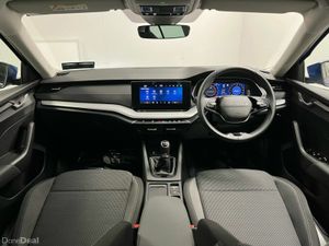 Skoda Octavia Selection 2.0TDI 115BHP - Reversing - Image 4