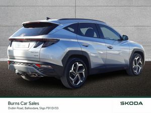 Hyundai Tucson 2WD Executive Plus HEV STG Auto - Image 4