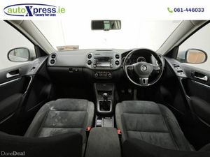 Volkswagen Tiguan Sport 2.0 TDI Panoramic roof - Image 2