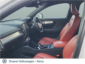 Volvo XC40 D3  AUTOMATIC 150BHP MOMENTUM - Image 4