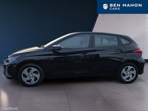 Hyundai i20 Deluxe Plus - Image 2