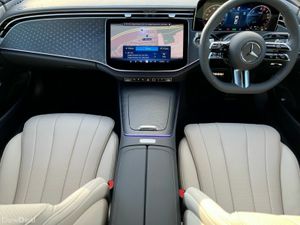 Mercedes-Benz E-Class E 300DE AMG Line Plus PHEV S - Image 2