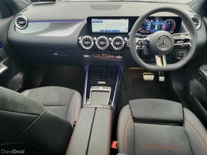 Mercedes-Benz GLA GLA200d AMG LINE PLUS AUTO *(NIG - Image 4