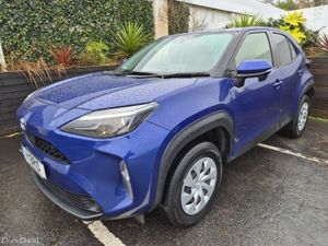 Toyota Yaris Cross 1.5 HYBRID / LOW MILEAGE / TAX - Image 3